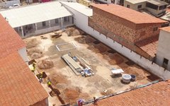 Prefeitura de Maragogi inicia construção de quadra em escola de Barra Grande