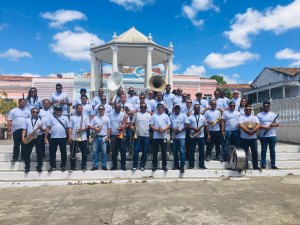 Ex-músicos da tradicional banda musical de Penedo realizam encontro