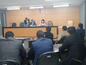 Vereadores ignoram decisão de Thiago ML e realizam eleição para Mesa Diretora da Câmara de Arapiraca