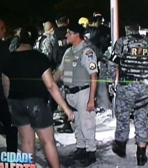 Viatura do BOPE capota e militares ficam feridos em avenida de Maceió