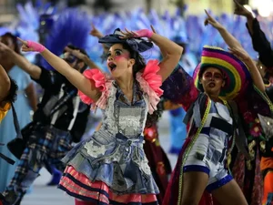 Desfile da Série Ouro marca o retorno do tradicional Carnaval carioca, na Sapucaí