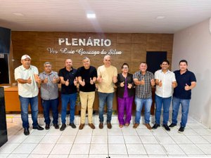 Pré-Campanha de Alfredo Gaspar recebe adesão de vereadores de Craíbas