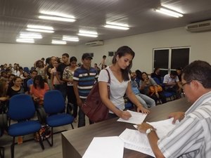 Prefeitura de Arapiraca lança edital de PSS para estagiários