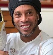 Ronaldinho pode ter problemas para viajar mesmo sem entregar o passaporte