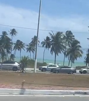[Vídeo] Retorno do Ano Novo provoca congestionamentos nas estradas do litoral norte e sul de Alagoas