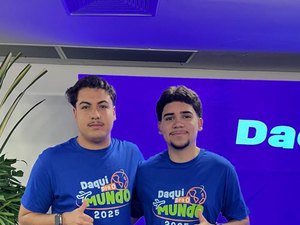 Dois estudantes portocalvenses preparam-se para intercâmbio na Inglaterra