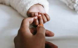 Mãe descobre que filho de 10 anos foi trocado no parto