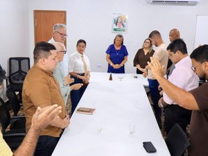 Prefeitura e pastores definem preparativos para o Louva Palmeira e o Dia do Evangélico