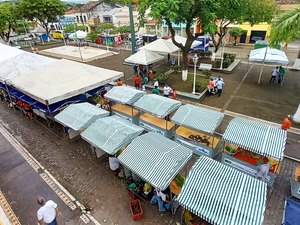 Viçosa fortalece agricultura familiar com realização de feira mensal