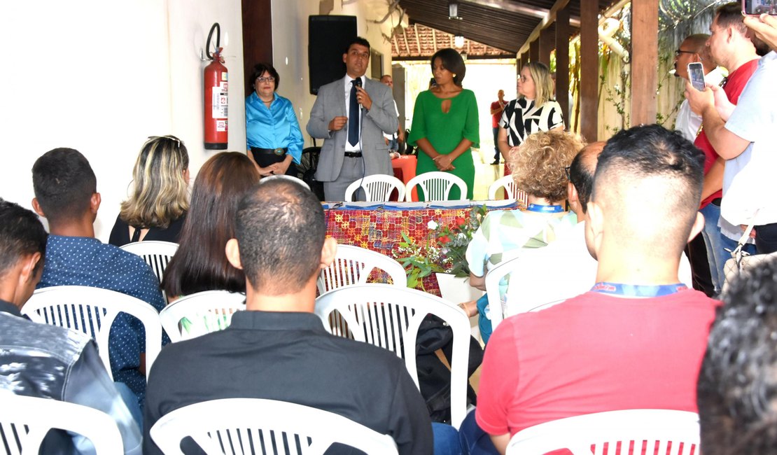 Seris entrega certificados de cursos profissionalizantes a reeducandos