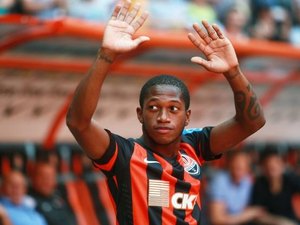 Dunga corta volante Rômulo e chama Fred, do Shakhtar, para amistosos