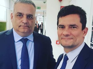 Alfredo Gaspar agradece Moro e fala em valores do Estado Democrático de Direito