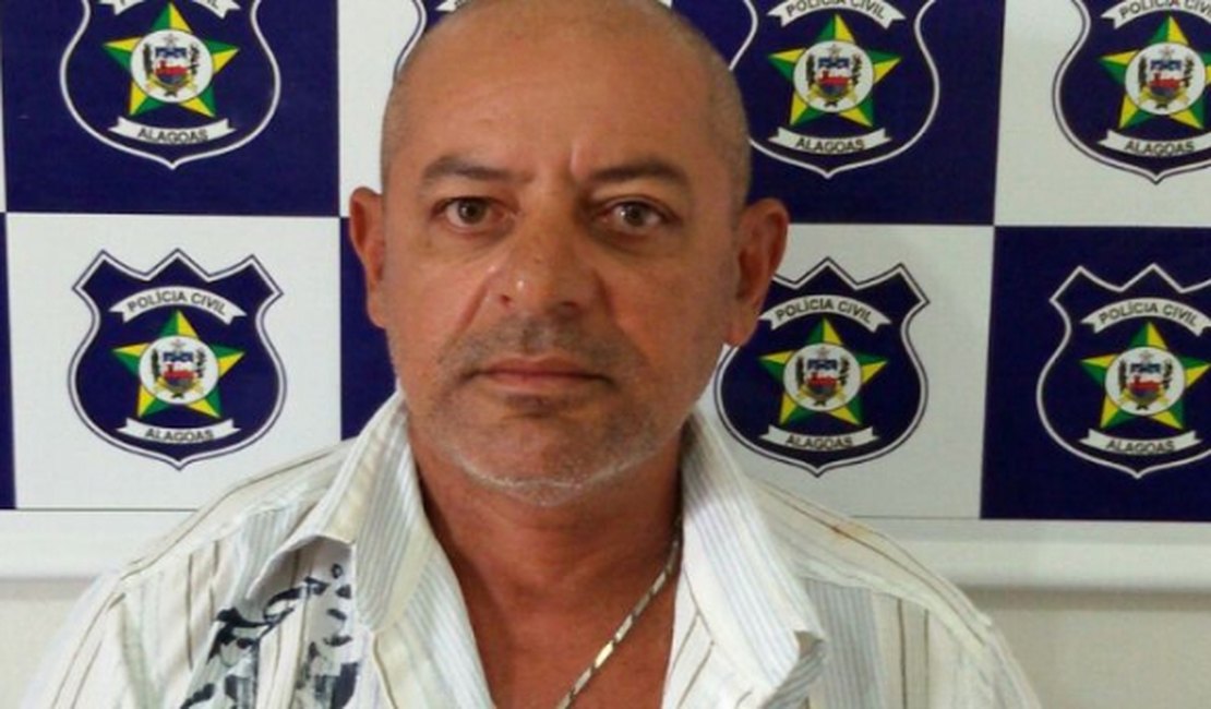 Homem é preso com uma arma calibre 44 em Feira Grande