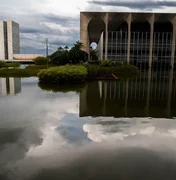 Itamaraty nega vistos e barra 'missão eleitoral' do governo Trump no Brasil