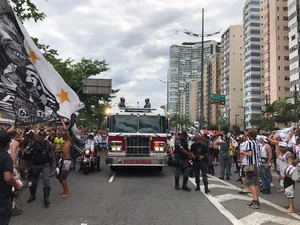Pelé Eterno! Corpo de Edson Arantes do Nascimento é sepultado em Santos