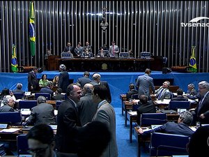 Fim do foro privilegiado para crimes comuns é aprovado no Senado e segue para Câmara