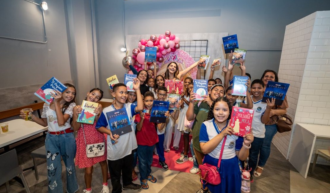 Crianças de escola municipal têm dia de diversão ao lado da primeira-dama de Maceió