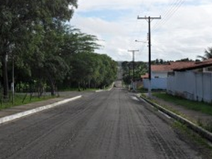 Criminosos mantém caminhoneiro refém por sete horas e roubam carga do veículo