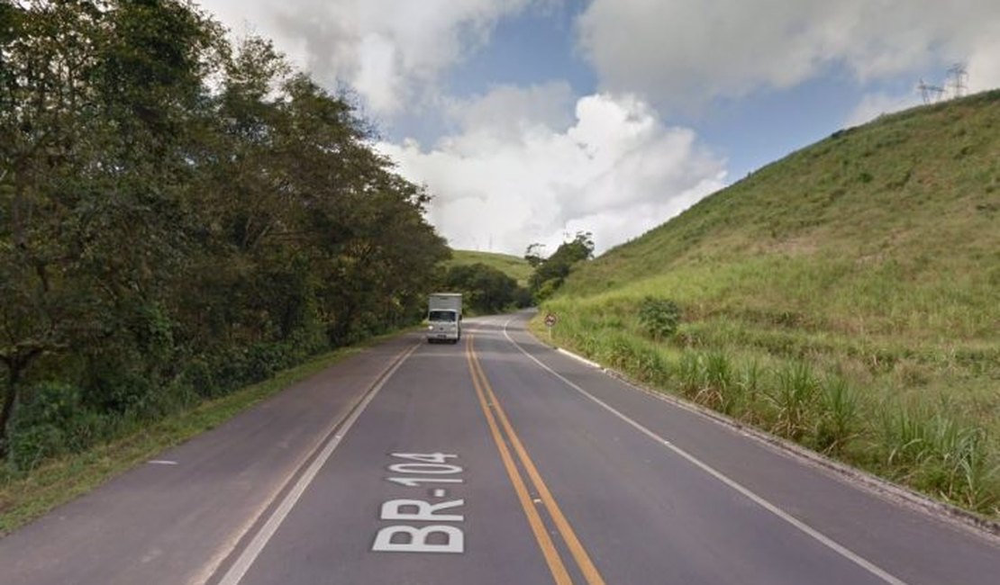 Motociclista fica ferido após colidir contra um carro em União dos Palmares