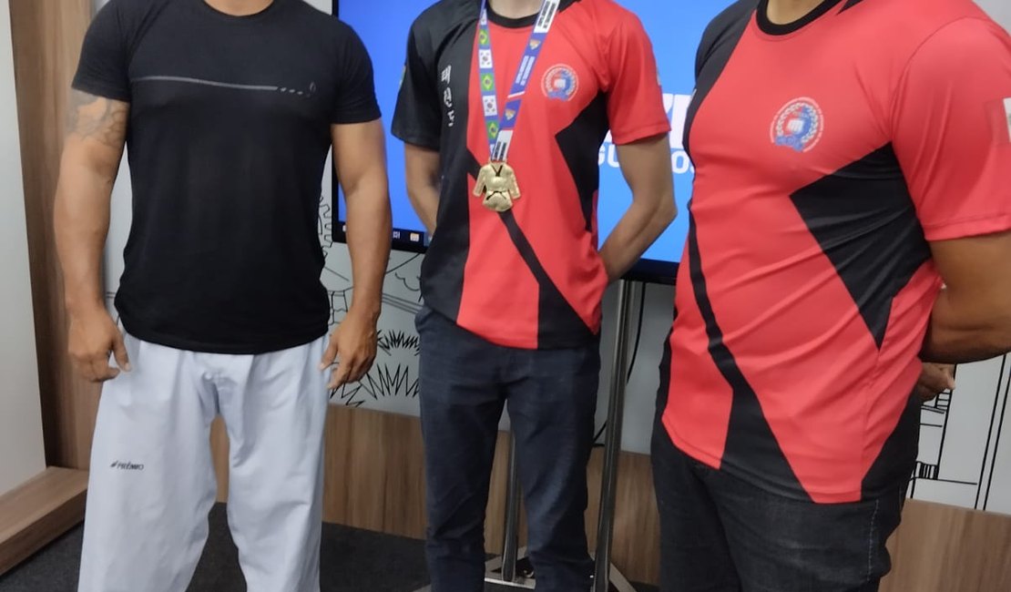[Vídeo] Jovem de Arapiraca conquista medalha de ouro na Copa América de Taekwondo