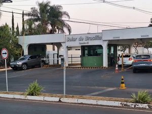 Bolsonaro pede ao STF para receber os filhos no Dia dos Pais