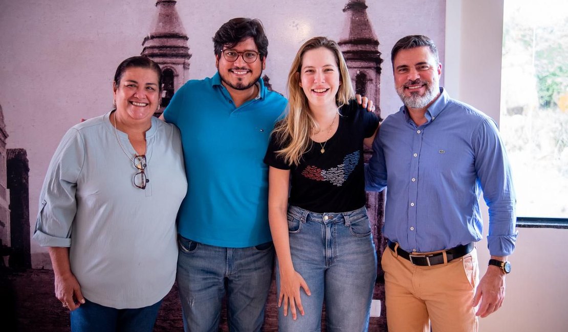 Presença no Sertão: Cibele Moura dialoga com lideranças políticas locais, com foco no desenvolvimento da região