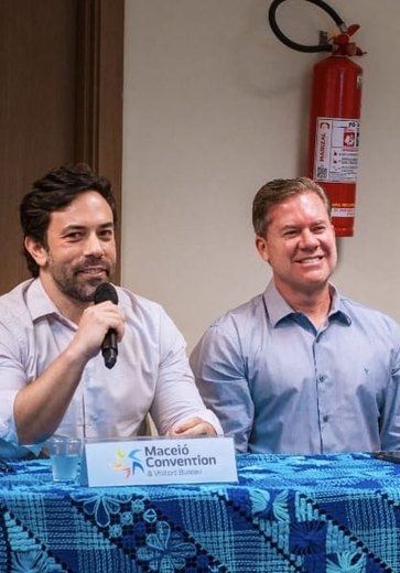 Arthur Lira se reúne com trade turístico e defende investimentos em Alagoas
