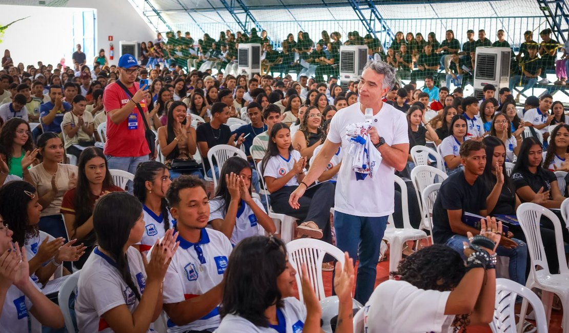 Aulões para o Enem promovidos por Rafael Brito ampliam chances de alagoanos