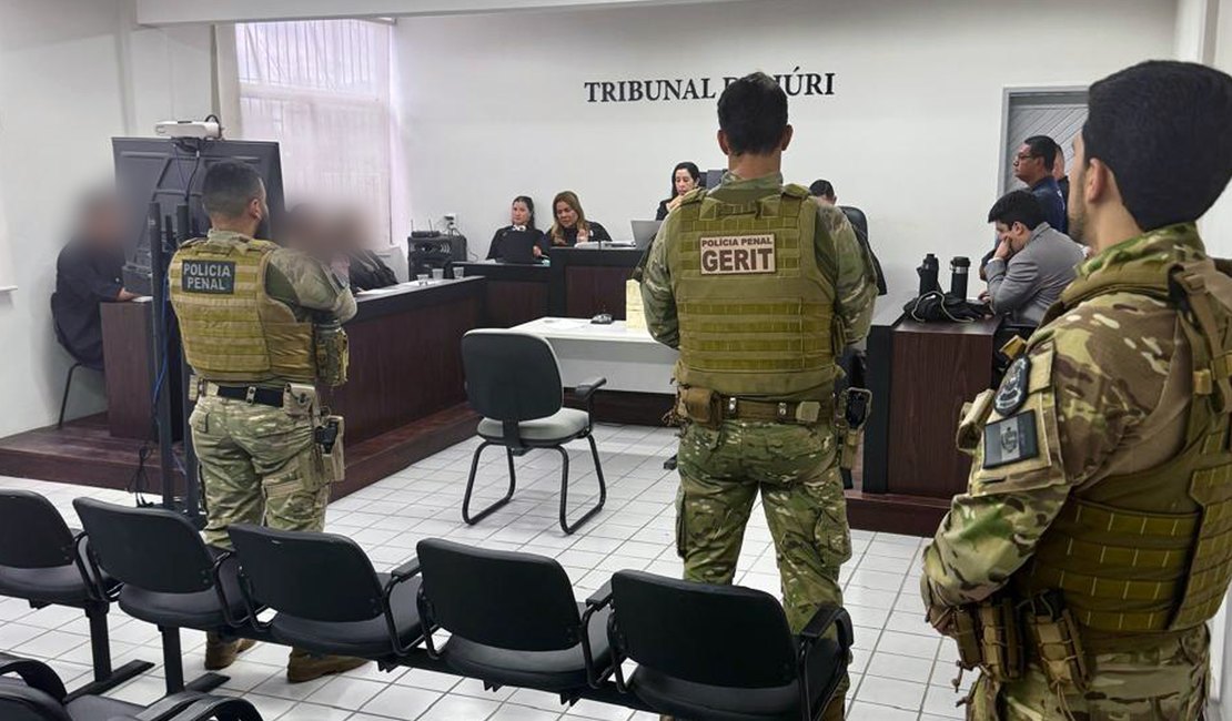 Homem é condenado a 15 anos de prisão por feminicídio em Murici