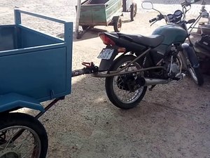 Cresce uso de carretinhas para motos em Alagoas; veja regras e exigências