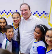 Prefeito Luciano entrega escola e amplia educação inclusiva em Arapiraca