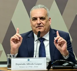 Ao pedir impeachment de Toffoli, Gaspar já opina como senador; “Senadores se escondem”