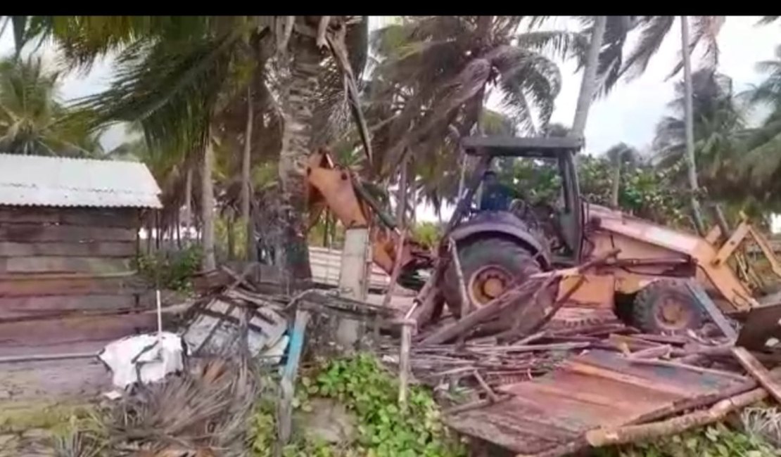 MPF apura demolição de barracas de pescadores de Porto de Pedras