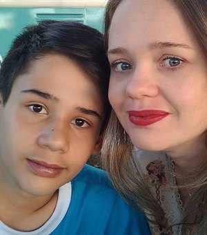 ‘Não julguem nosso filho’, pede mãe de vítima de atirador