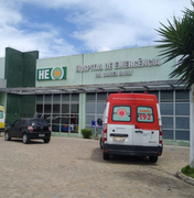 Mototaxista e passageira ficam feridos após queda de moto na AL-220, em Arapiraca