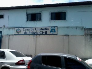 Preso homem acusado de estuprar duas filhas menores de idade