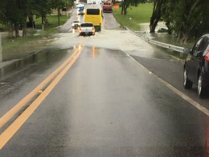 Rodovias federais em AL são liberadas; PRF orienta condutores que vão para Recife