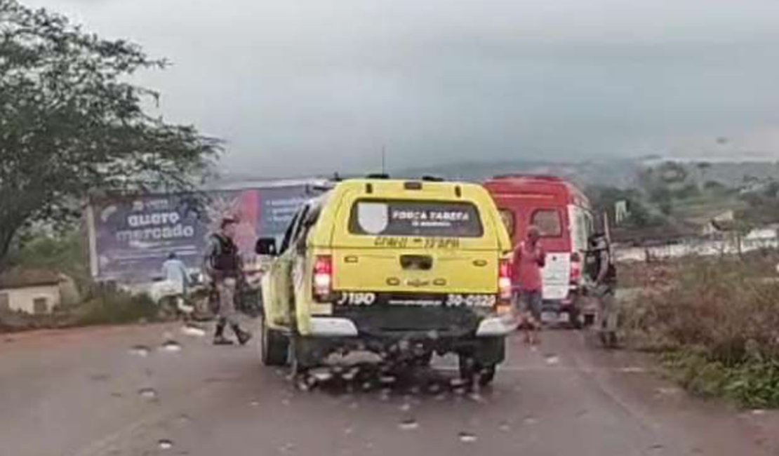 Motociclista de 22 anos sofre acidente na AL-115 em Palmeira dos Índios e é hospitalizado