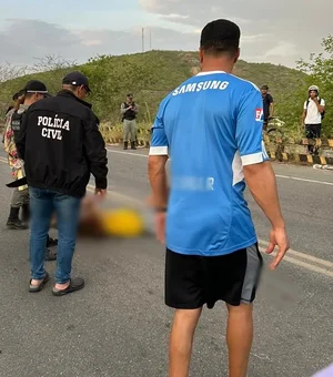 Jovens ficam feridos em acidente de moto na ponte entre Alagoas e Sergipe