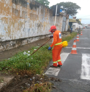 Prefeitura leva mutirão de limpeza a bairros de Maceió