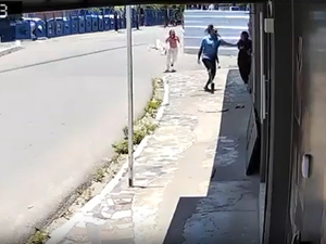 Criminoso armado com peixeira aborda estudantes no bairro do Poço, em Maceió