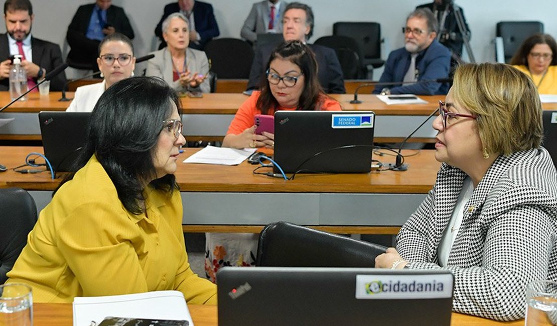 Licença-maternidade será maior em caso de complicação no parto, aprova CAS