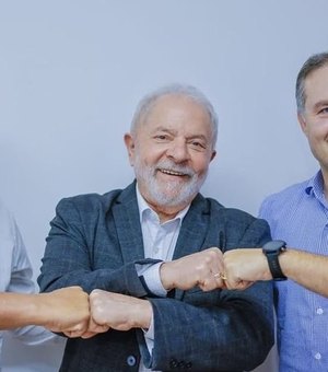 Lula escala Renan para convencer MDB a desistir da candidatura de Simone Tebet à presidência