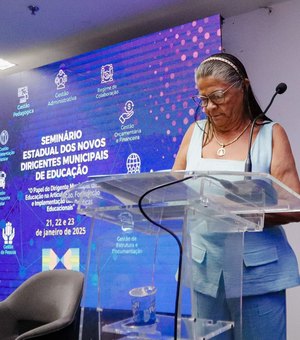 Tia Júlia participa de seminário da Undime para novos dirigentes e reforça compromisso com Busca Ativa Escolar