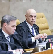 Moraes participa de sessão do STF após divulgação de mensagens com Vorcaro