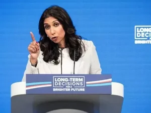 Como críticas a protestos pró-Palestina derrubaram ministra britânica