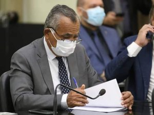 Deputado Tarcizo Freire solicita pavimentação em trechos de municípios alagoanos