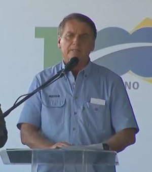 [Vídeo] Bolsonaro apela para Congresso aprovar projeto que torna fixo ICMS sobre combustíveis durante visita a AL