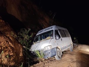 Bandidos encapuzados roubam veículo em Porto Calvo