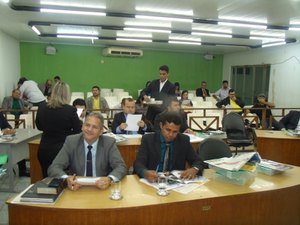 Vereadores cobram serviços do governo estadual e da prefeitura